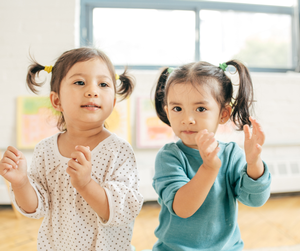 children dancing 